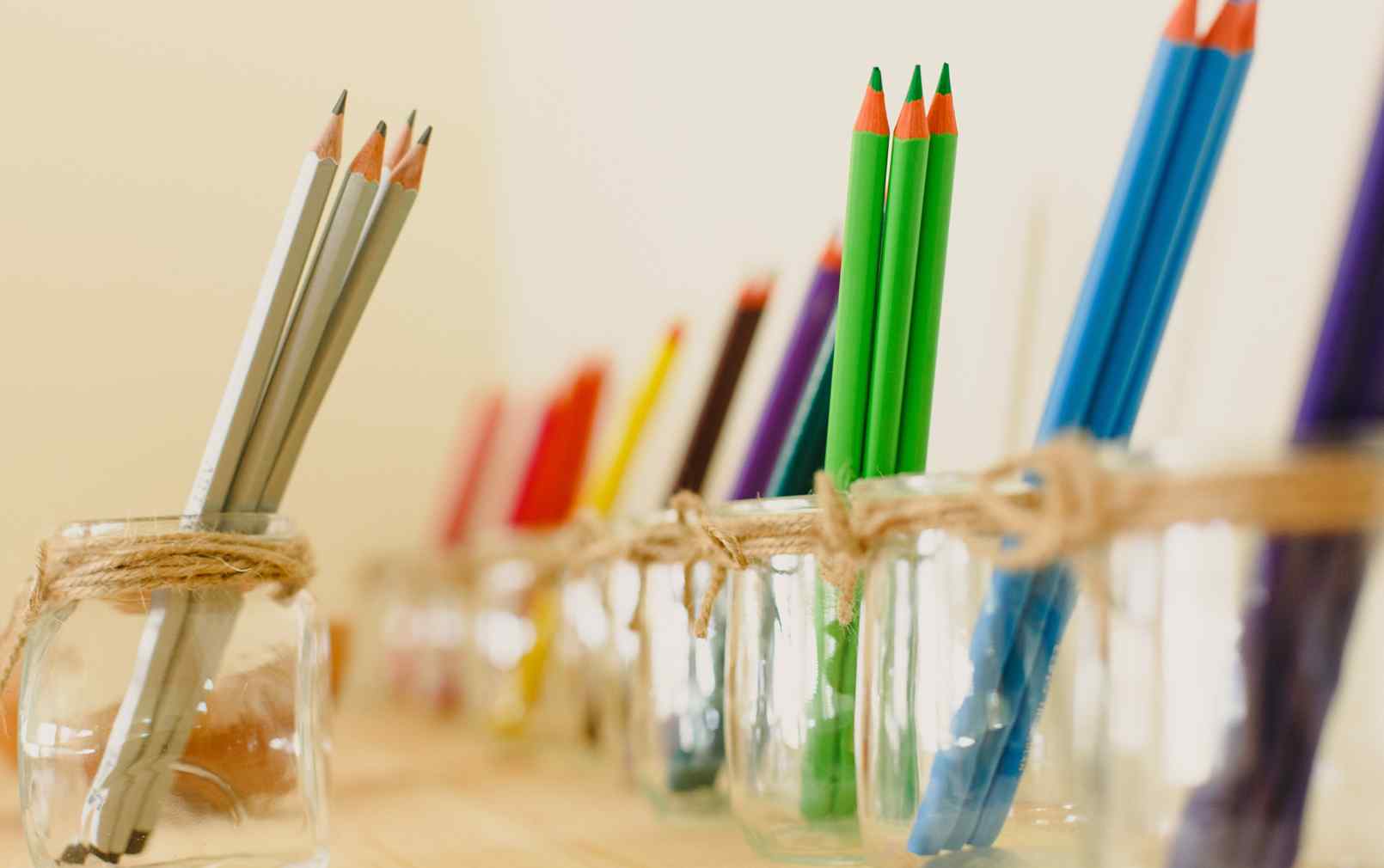 http://www.teachermanuela.com/wp-content/uploads/2022/07/inner_background_04.jpg